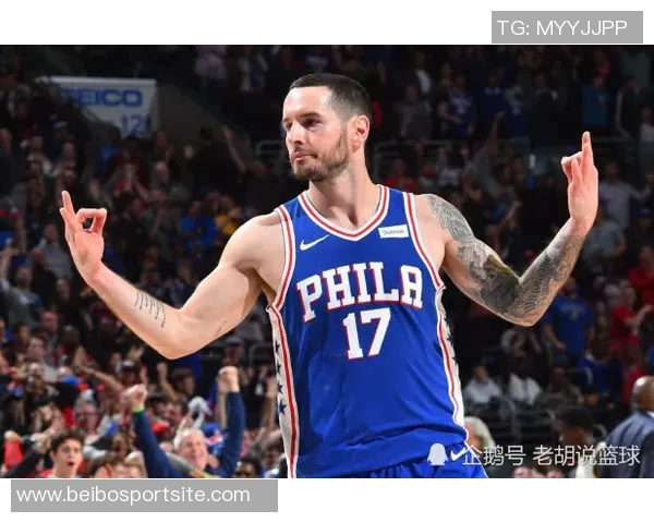 詹姆斯与太阳替补热聊JJ无奈错过雷迪克战术布置